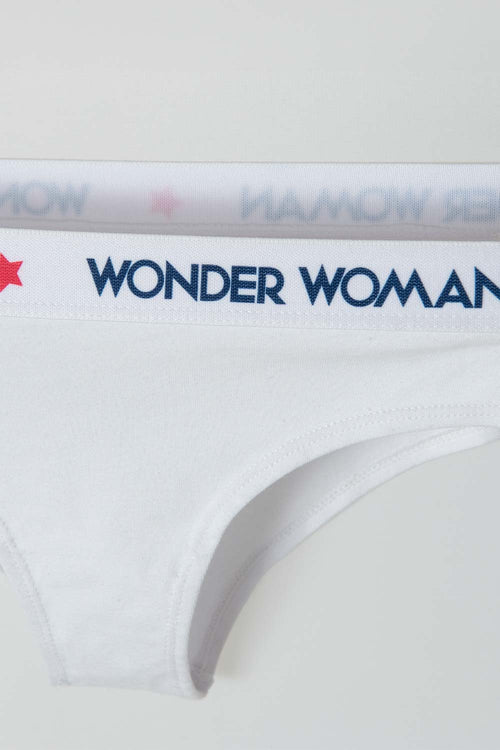 Card slide image -  PANTY DE WONDER WOMAN CON ELÁSTICO BLANCO PARA MUJER