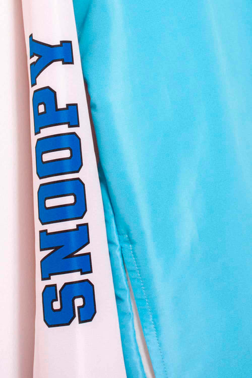 Card slide image -  CHAQUETA DE SNOOPY CON FORRO IMPERMEABLE AZUL PARA MUJER