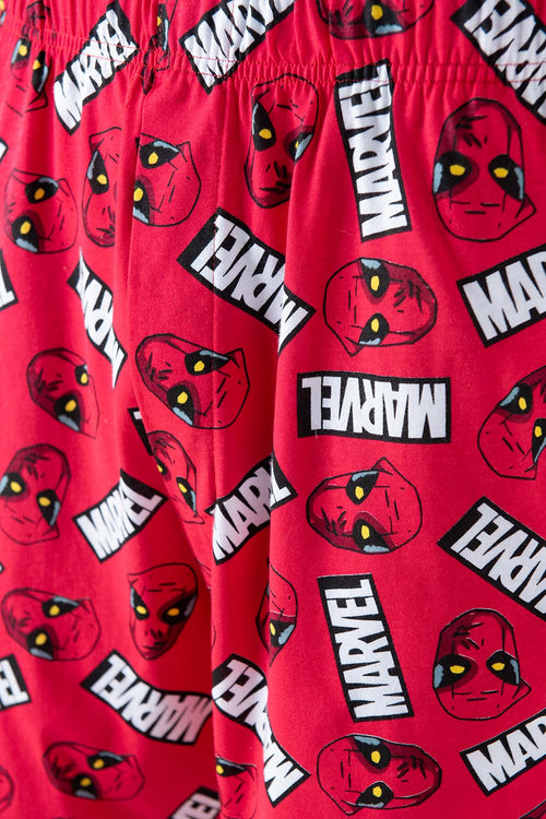 Card slide image -  PIJAMA DE DEADPOOL BLANCA Y ROJA DE PANTALÓN CORTO PARA HOMBRE