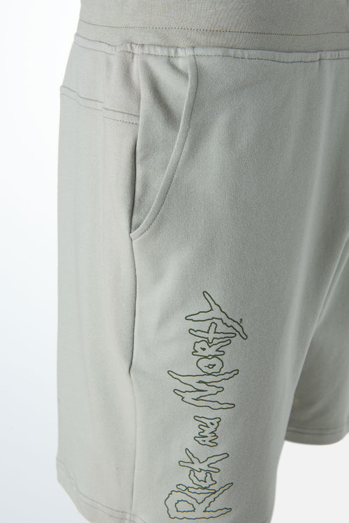 Card slide image -  BERMUDA DE RICK Y MORTY VERDE ACEITUNA PARA HOMBRE