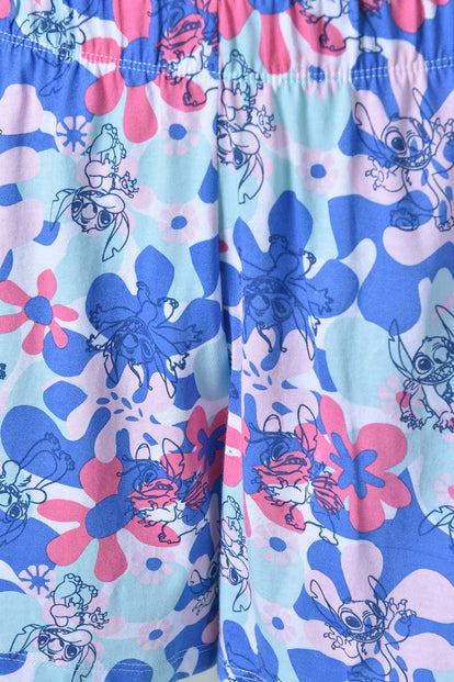 PIJAMA DE STITCH BLANCA Y MULTICOLOR DE PANTALÓN CORTO PARA MUJER