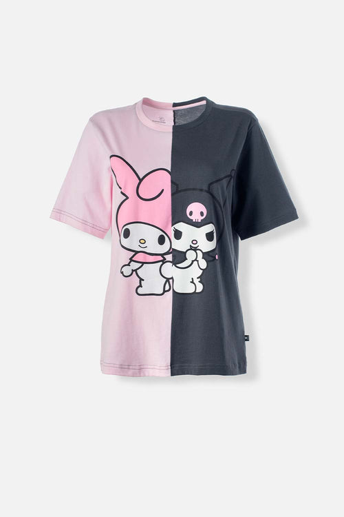 Card slide image -  CAMISETA DE MY MELODY & KUROMI REGULAR FIT PARA MUJER