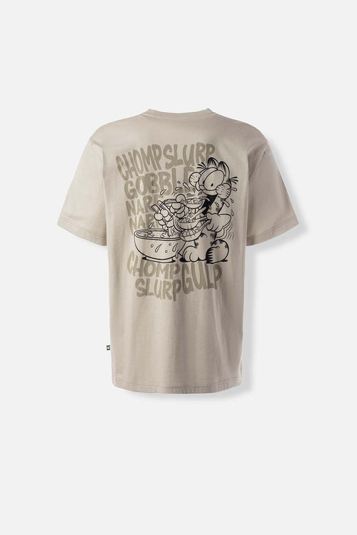 Card slide image -  CAMISETA DE GARFIELD REGULAR FIT PARA HOMBRE