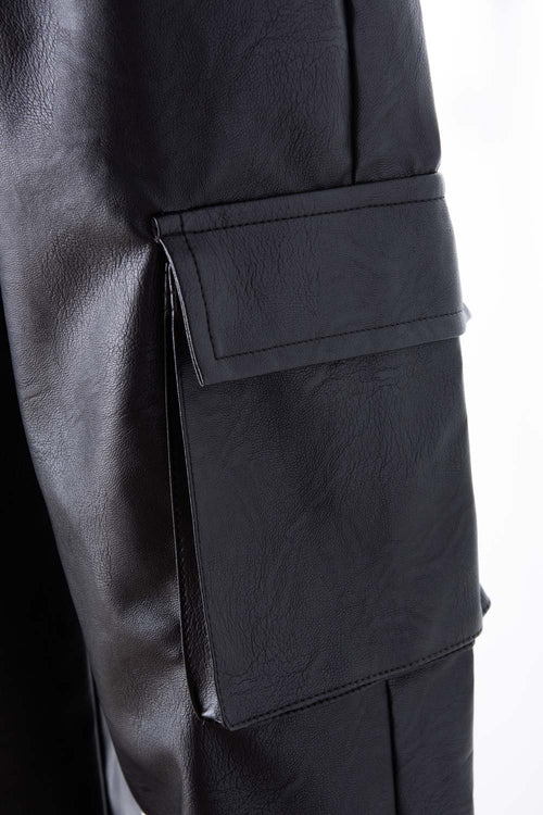 Card slide image -  JOGGER DE MOVIES NEGRO CON BOLSILLOS PARA MUJER