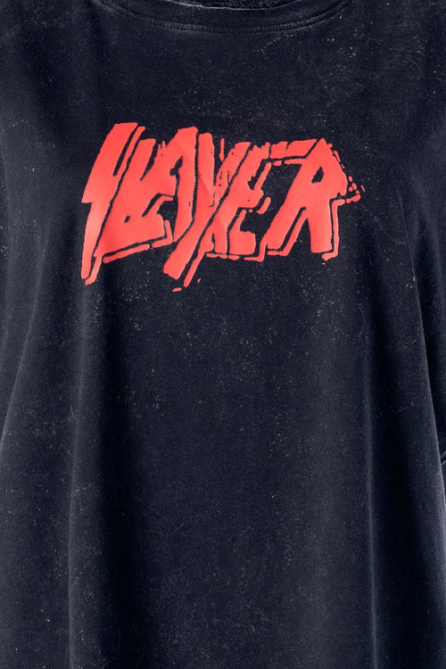 Card slide image -  CAMISETA DE SLAYER RELAX FIT NEGRO LAVANDERÍA PARA MUJER