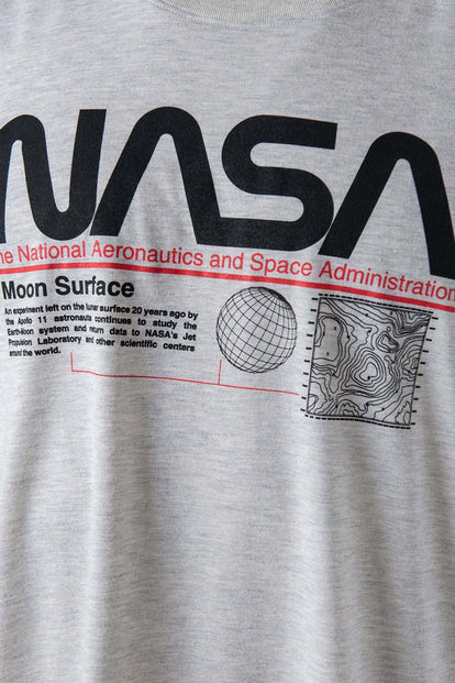  PIJAMA DE LA NASA GRIS Y NEGRA CON PANTALÓN CORTO PARA HOMBRE