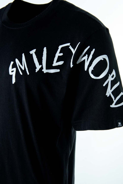  CAMISETA DE SMILEY NEGRA CON MANGA CORTA GÉNERO NEUTRO
