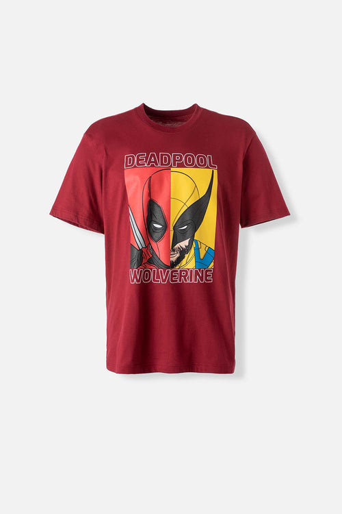Card slide image -  CAMISETA DE DEADPOOL ROJO BOSQUE MANGA CORTA GÉNERO NEUTRO