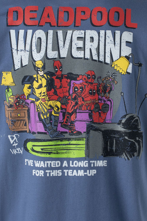 Card slide image -  CAMISETA DE DEADPOOL AZUL CON ESTAMPADO EN ESPALDA GÉNERO NEUTRO