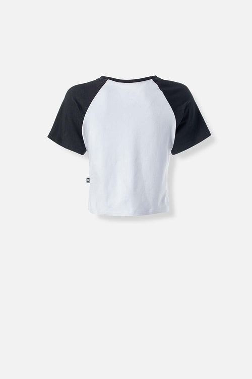 Card slide image -  CAMISETA DE PANTERA ROSA TIPO CROP TOP PARA MUJER
