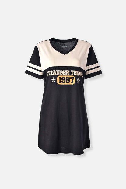  PIJAMA DE STRANGER THINGS PANTALON CORTO PARA MUJER