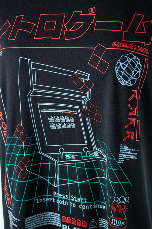 Card slide image -  CAMISETA MOVIES NEGRA DE MANGA CORTA GÉNERO NEUTRO