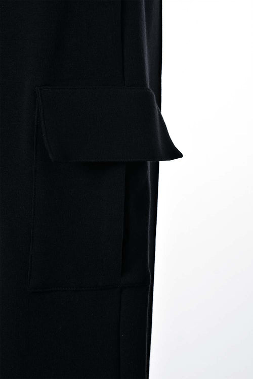 Card slide image -  JOGGER DE MOVIES TIPO CARGO NEGRO PARA MUJER