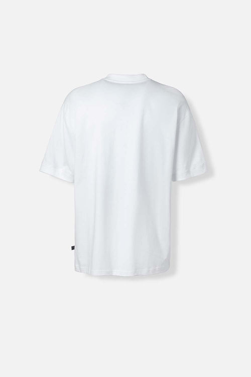 Card slide image -  CAMISETA DE MOVIES BLANCA ESTAMPADA EN FRENTE PARA HOMBRE