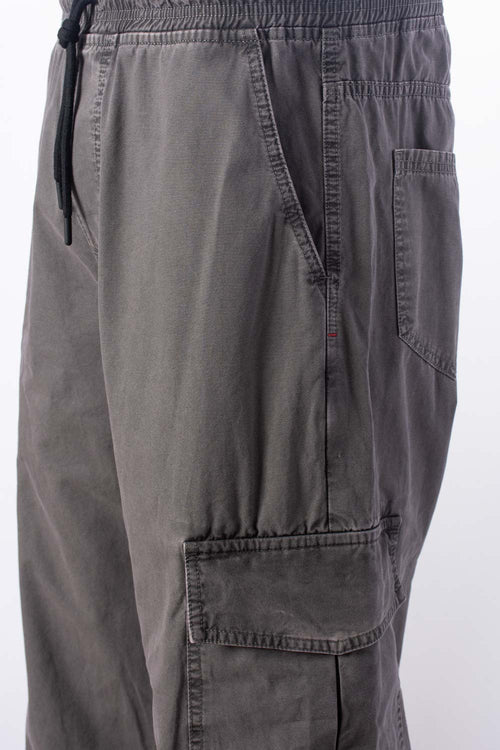 Card slide image -  JOGGER DE MOVIES CON BOLSILLOS NEGRO PARA HOMBRE