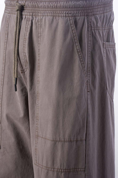  JOGGER DE MOVIES CON CORDON AJUSTABLE CAFE PARA HOMBRE