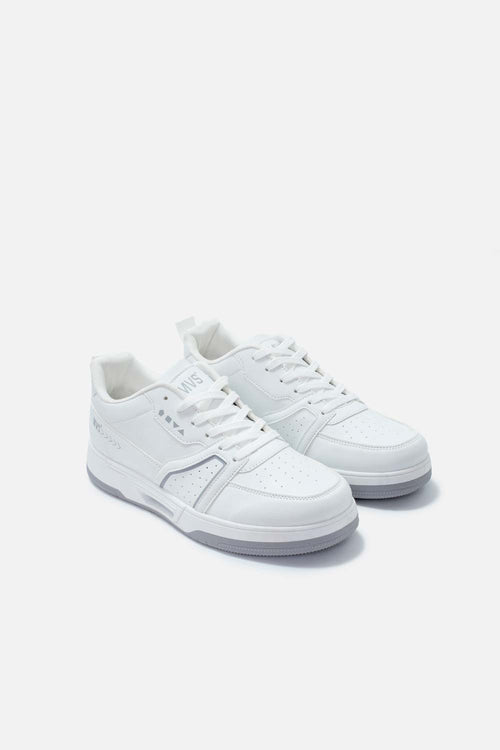 Card slide image -  TENIS DE MOVIES BLANCOS PARA HOMBRE